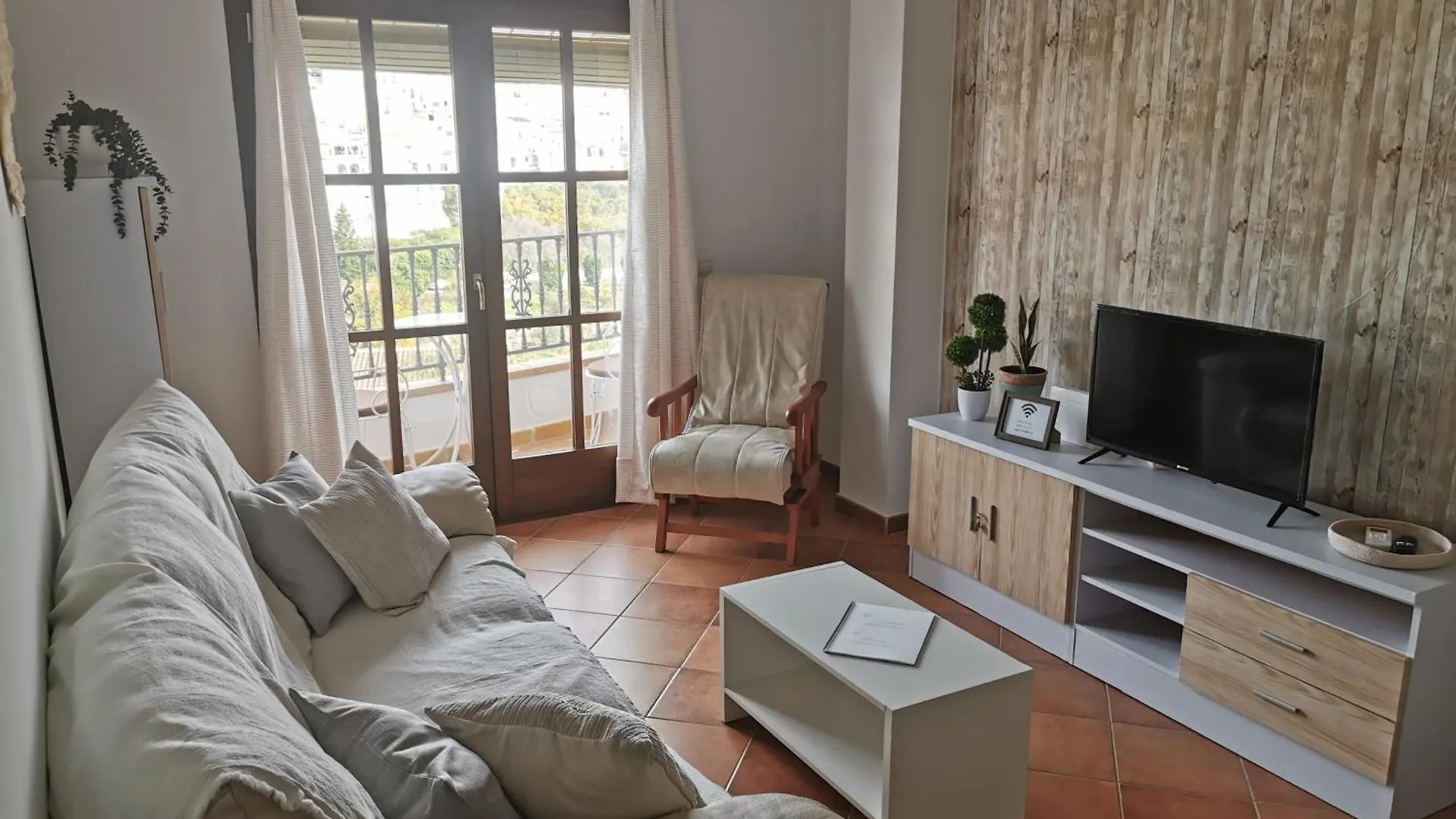 Apartamento en urbanización el Mirador de Frigiliana en el centro del pueblo con las mejores vistas España