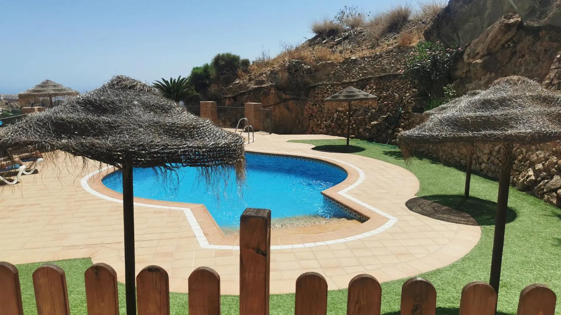 Apartamento en urbanización el Mirador de Frigiliana en el centro del pueblo con las mejores vistas España